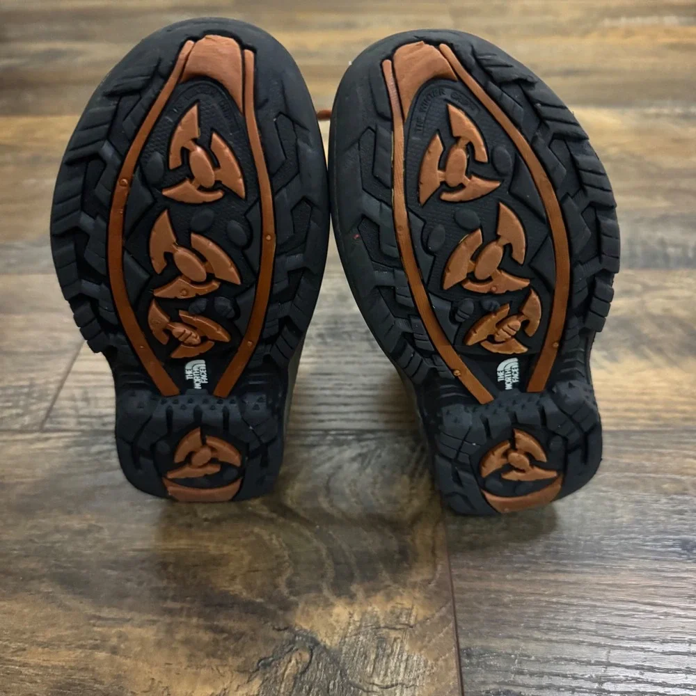 The‎ North Face Boys Insulated Waterproof Winter Snow Boots Gray Orange Size 1